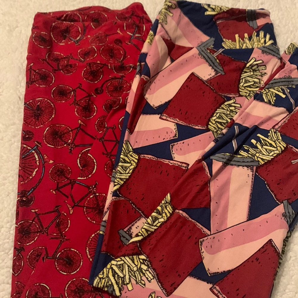 Two LuLaRoe leggings